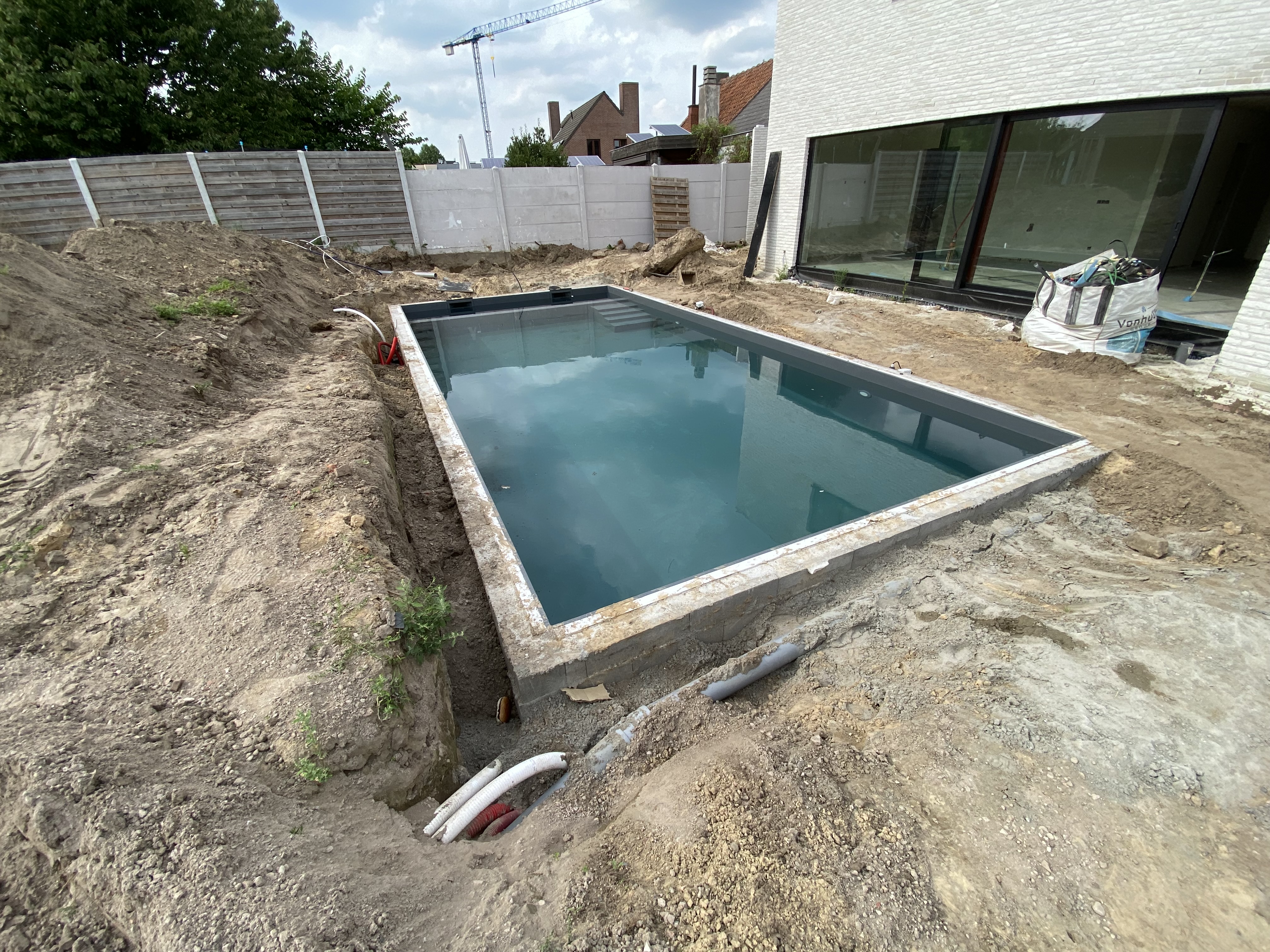 Zwembad na nieuwe liner