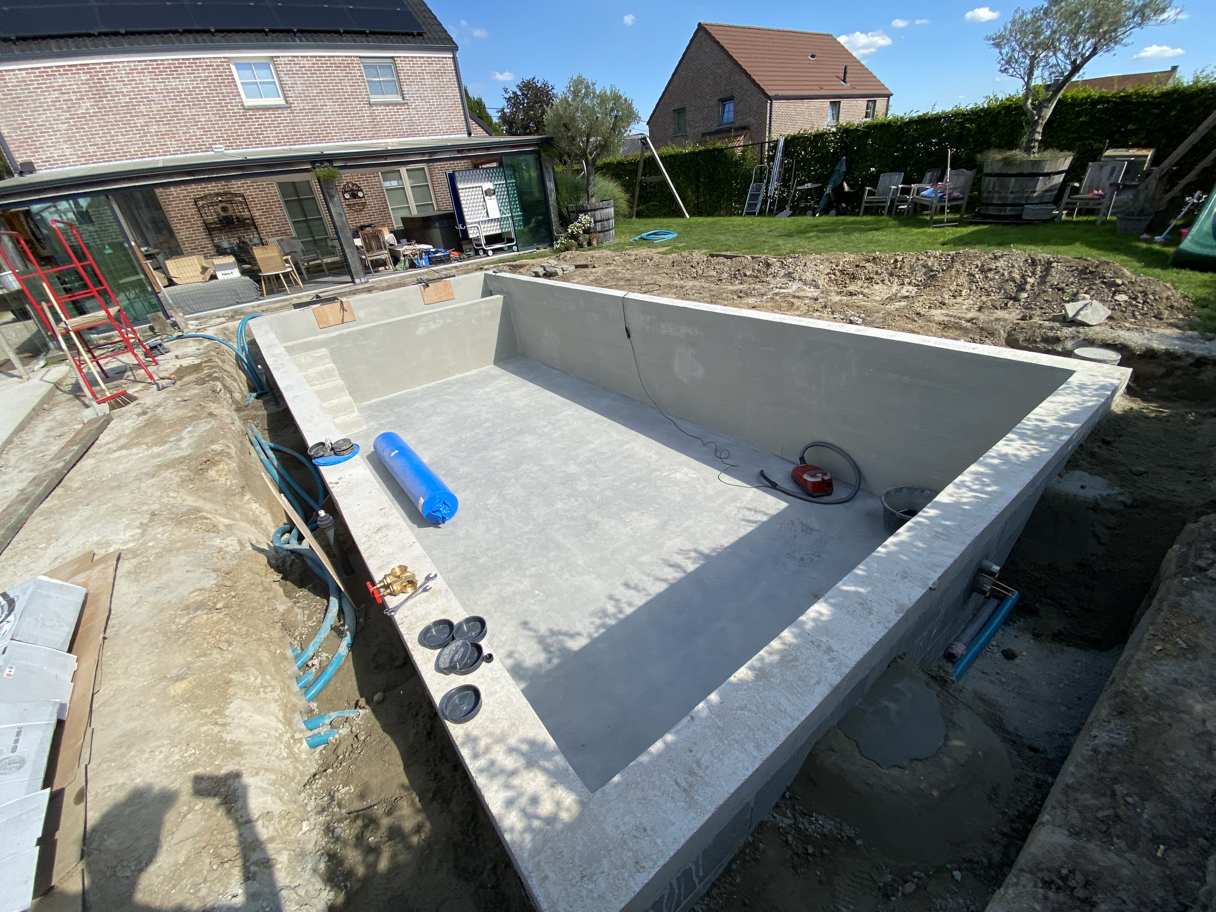 Liner met rustige natuurlijke waterkleur